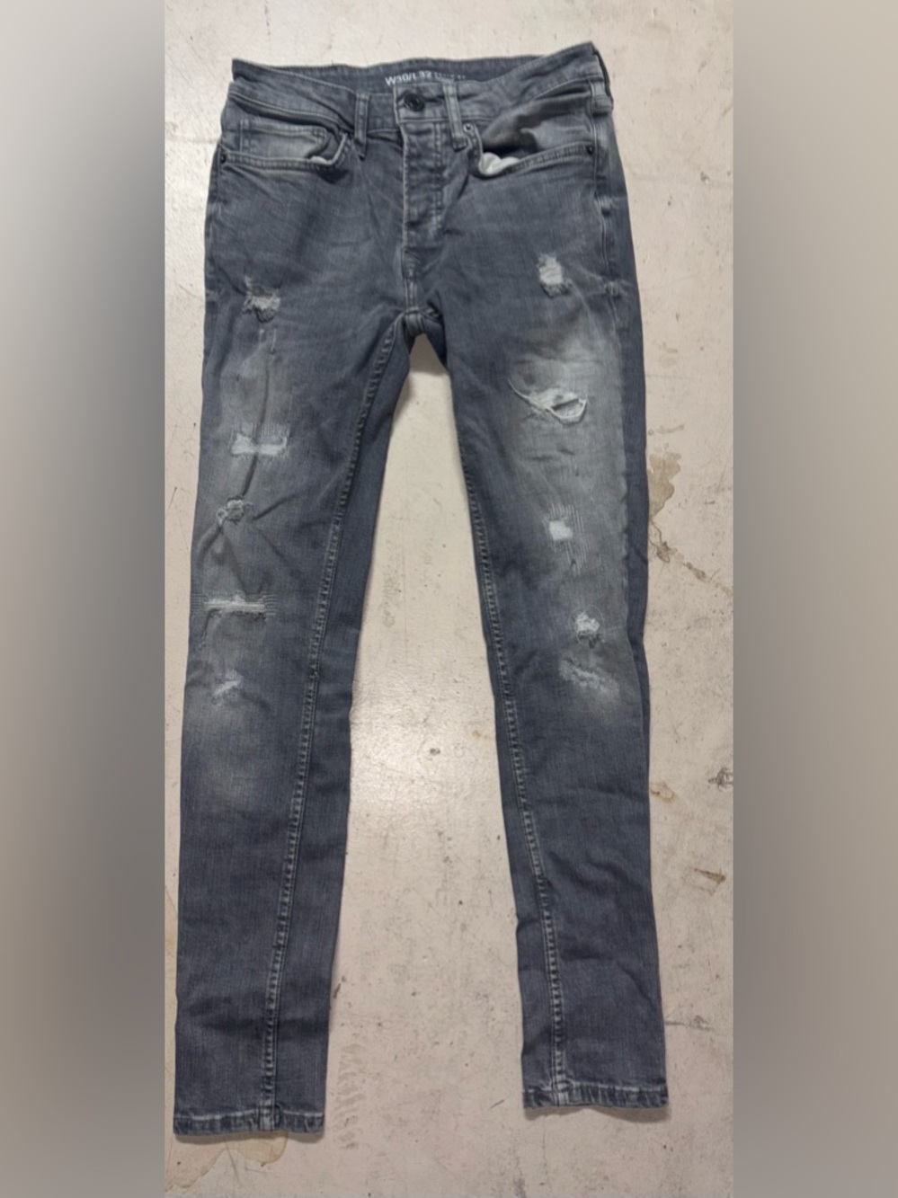 Men’s Gray Distressed Skinny Jeans Denim & Co Button Fly 30x32